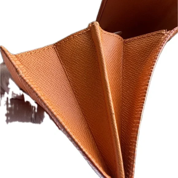 Louis Vuitton Orange Textured Wallet - Picture 9 of 9